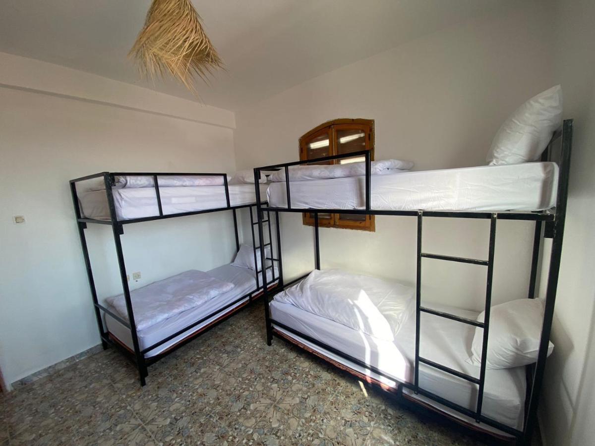 Sable Surf Camp Hostel